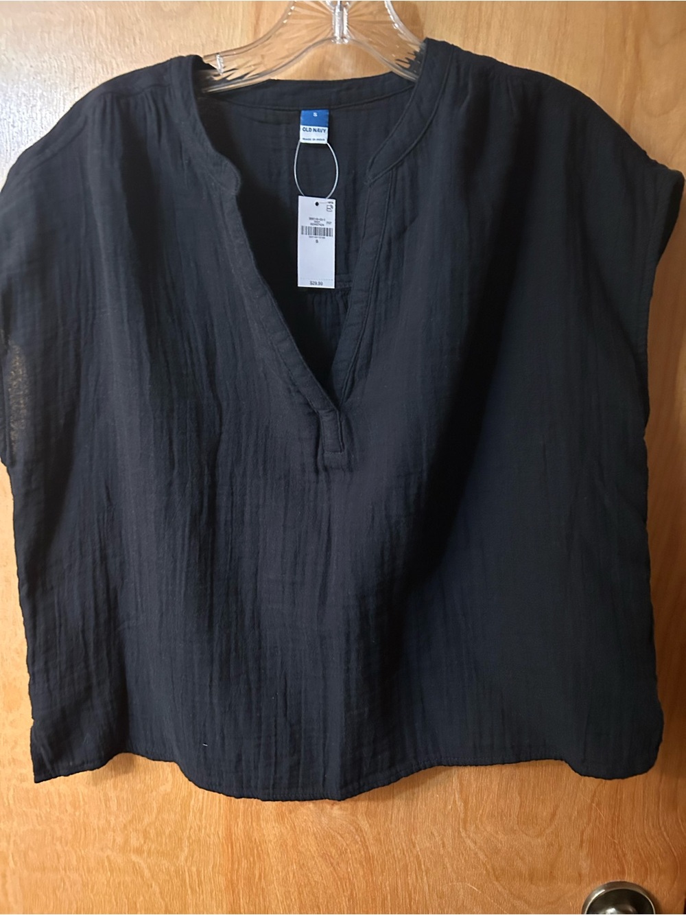 Old Navy Black Split V-Neck Short Sleeve Tunic Top